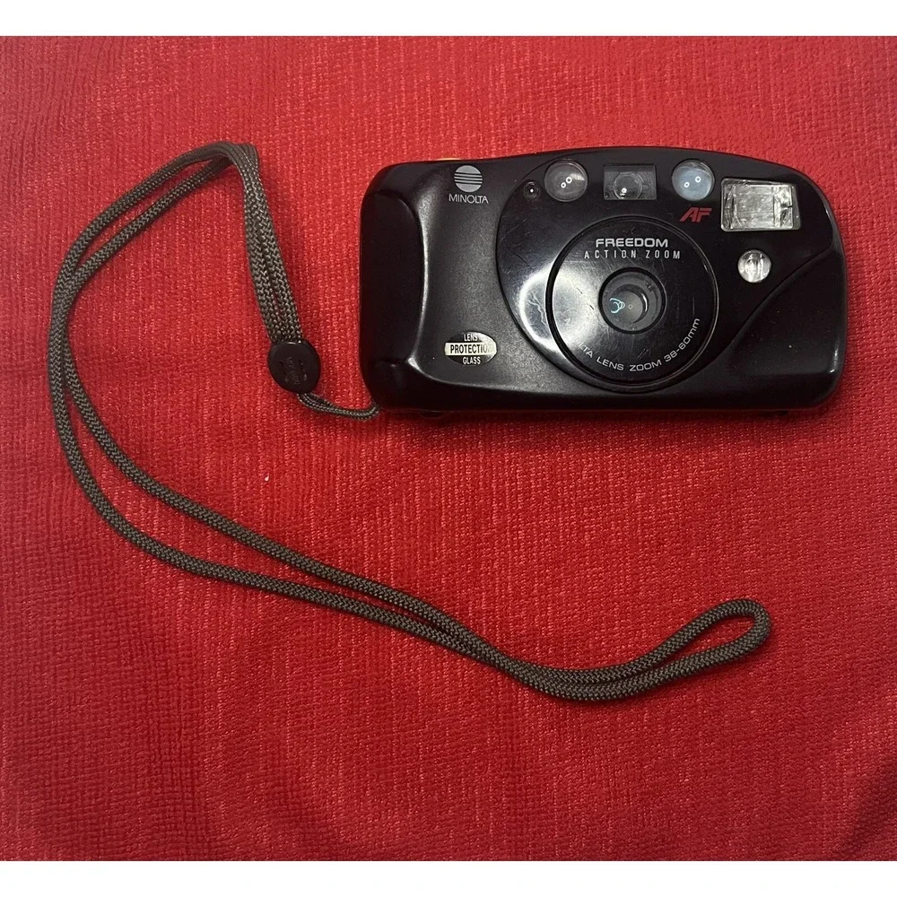 Minolta Freedom Action Zoom 90 35mm Film Point & Shoot‎ Camera - UNTESTED
